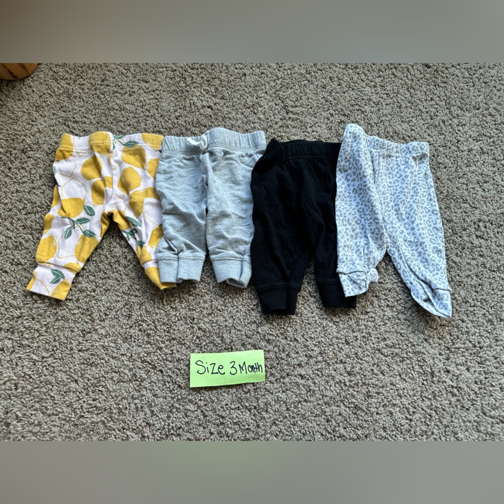 Baby pants bundle-4 items - Picture 6 of 7